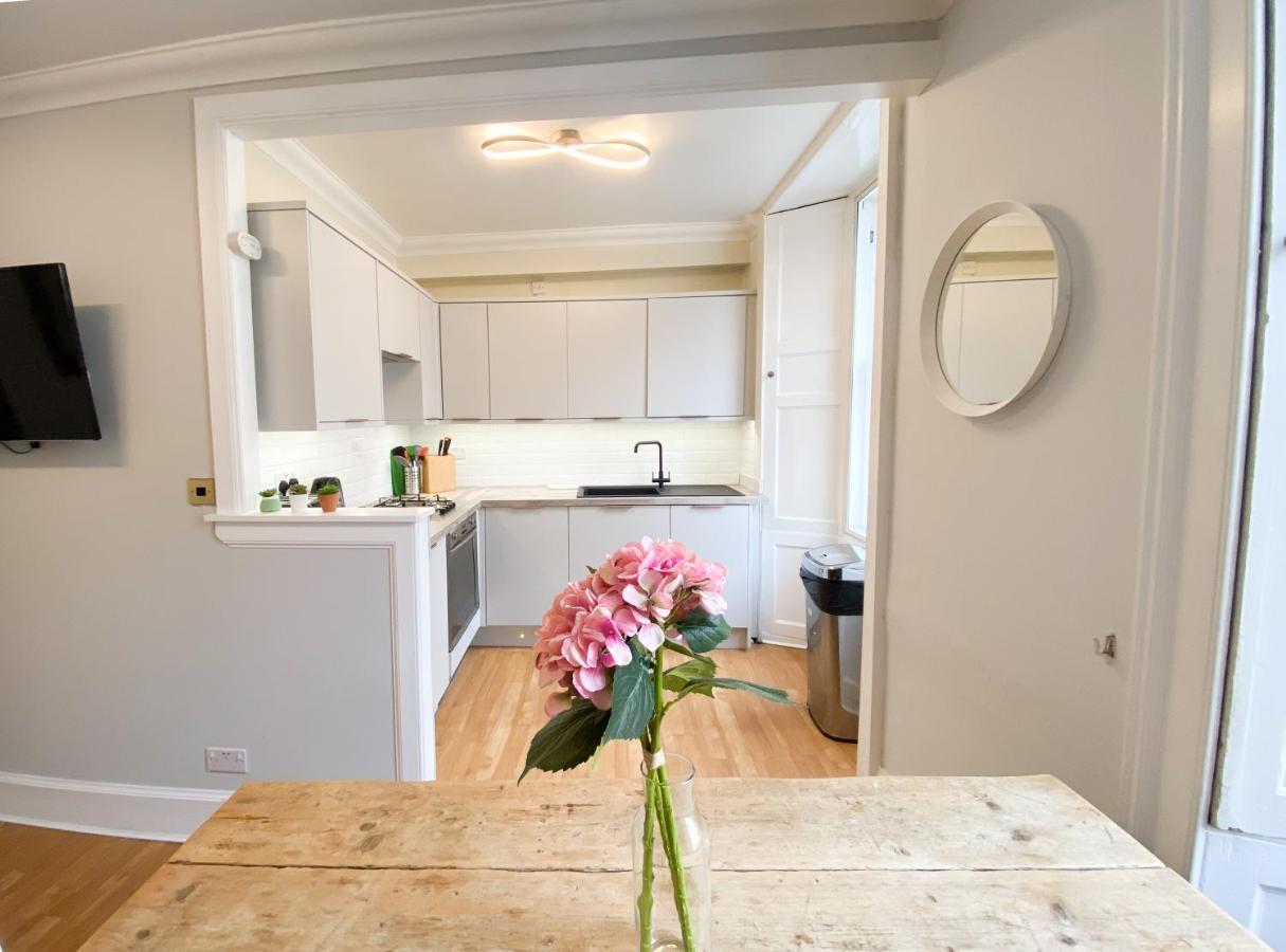 Rose Street'S Hidden Treasure- 2Bed Newly Refurbished Apt EDI Buitenkant foto