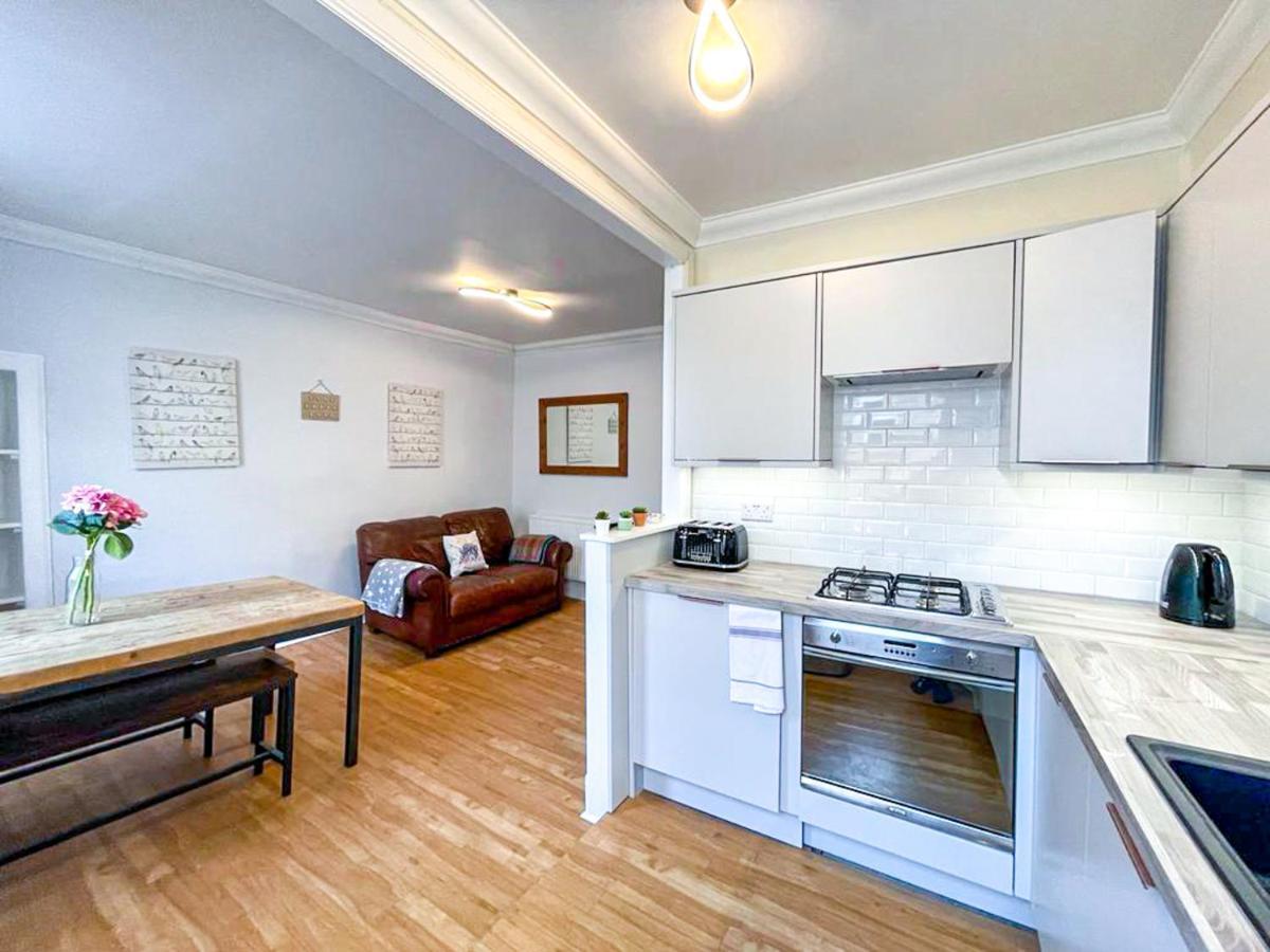 Rose Street'S Hidden Treasure- 2Bed Newly Refurbished Apt EDI Buitenkant foto