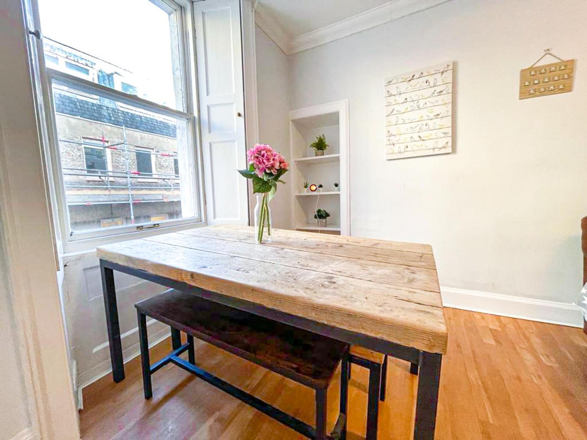 Rose Street'S Hidden Treasure- 2Bed Newly Refurbished Apt EDI Buitenkant foto